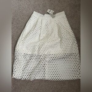 Elegant White Lace A-Line Skirt